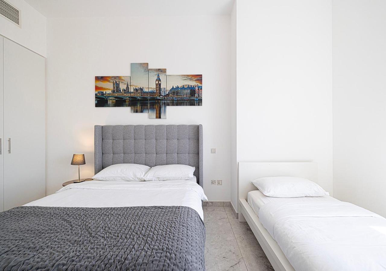 Luxury Beachfront 2Bd Apt, Shams, Jbr Dubaj Zewnętrze zdjęcie